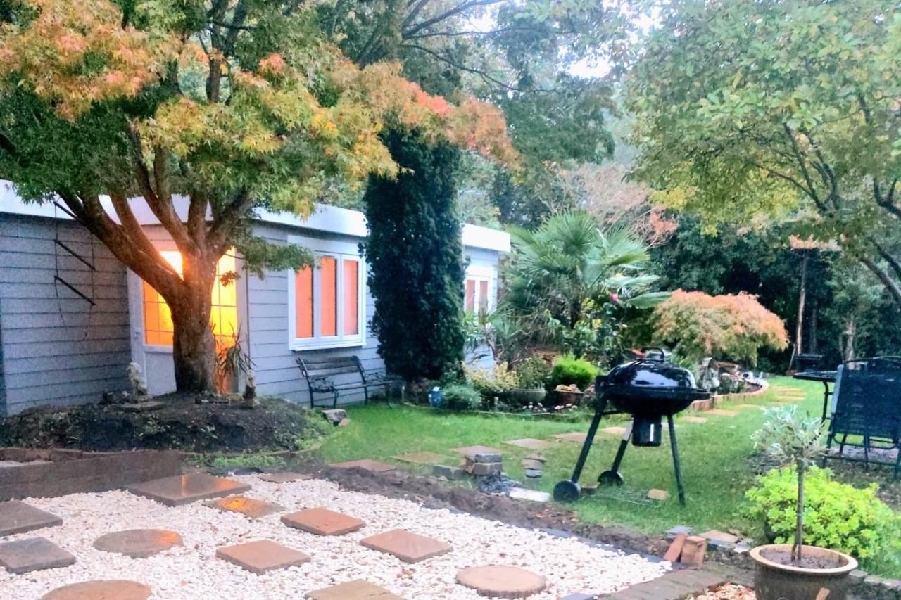 1 Bed Cottage-Museum View-Garden-Free Parking Weybridge Ngoại thất bức ảnh